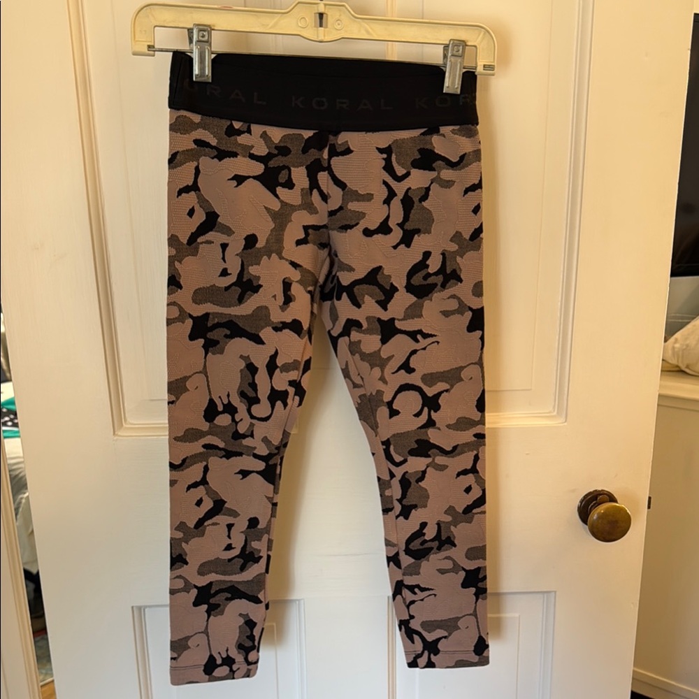 Koral Black and Brown Leggings Athletic Fit